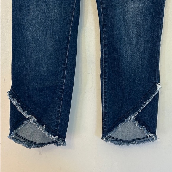 Susan Graver Dark Blue Frayed Hem cropped Women Jeans Size 2 EUC - Picture 3 of 8